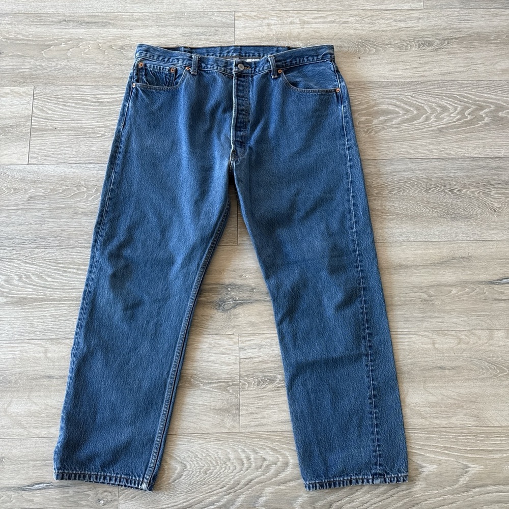 Vintage Levi's 501xx Regular Fit Blue Denim Jeans 42x32